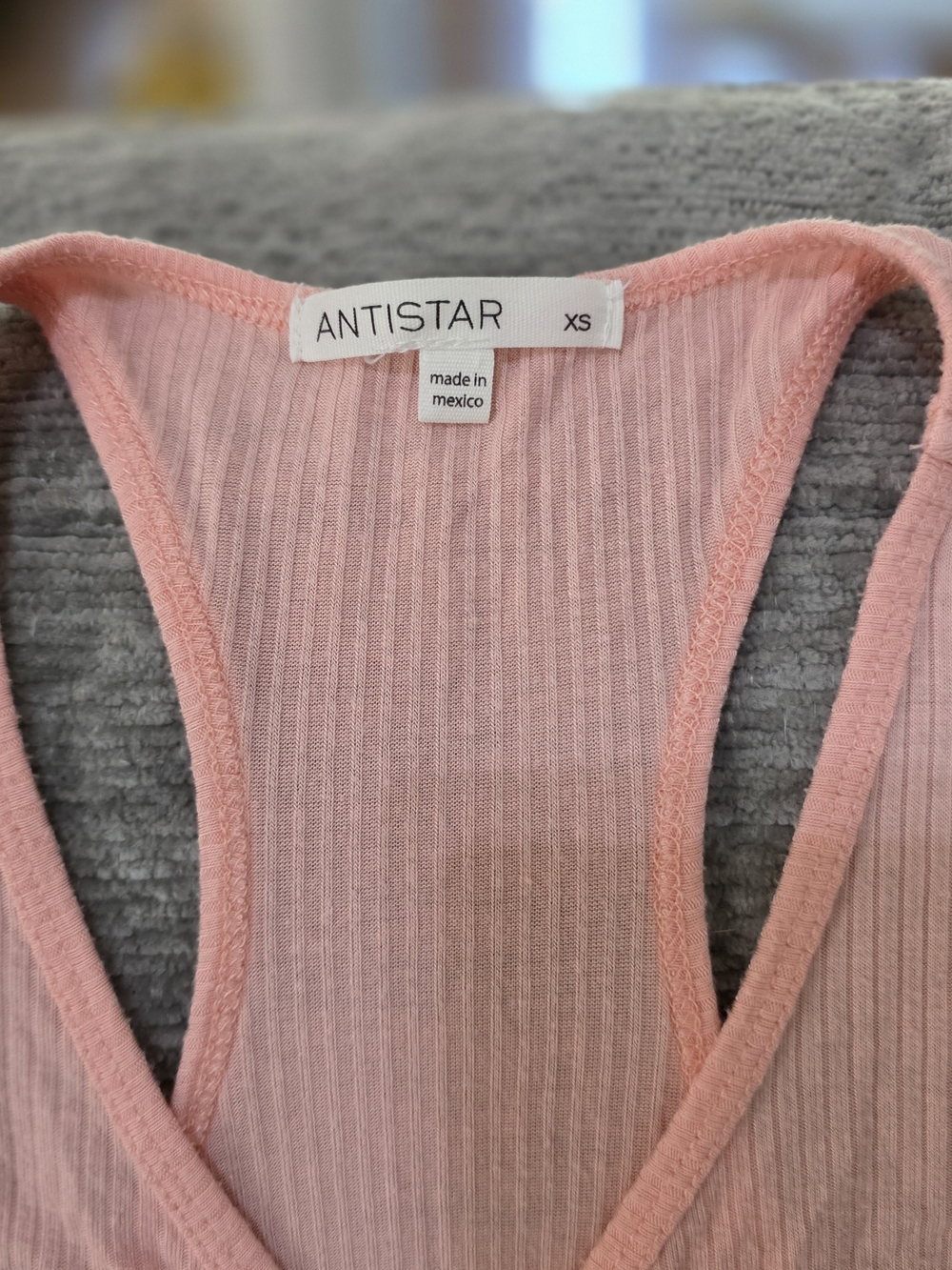 Antistar Pink Ribbed Ruched Scoop Tank - Picture 2 of 3